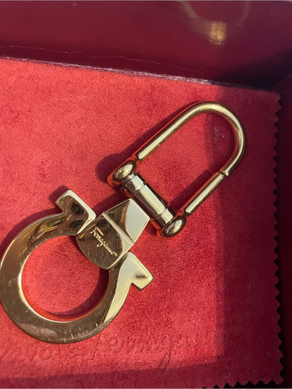 Salvatore Ferragamo Gancini Gold Key Holder Bag Charm Keychain w/ Box